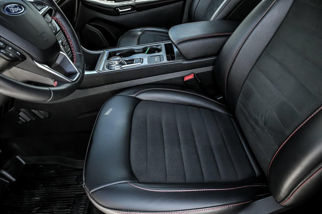 Certified 2023 Ford Edge ST-Line AWD/4WD image 16