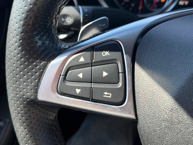 Used 2017 Mercedes-Benz SLC 300 image 16
