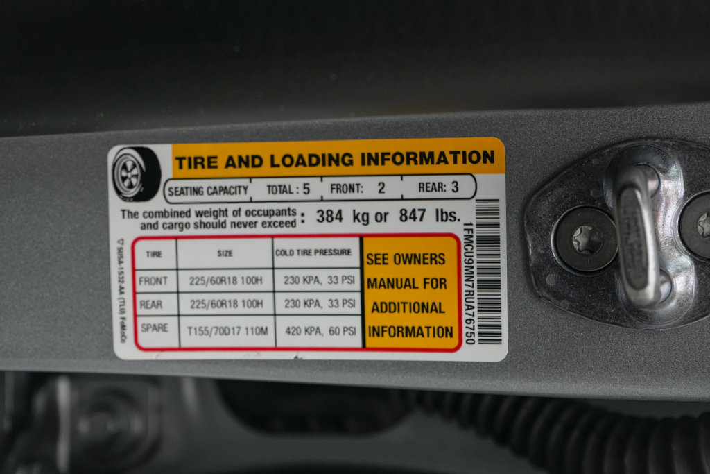 Certified 2024 Ford Escape ST-Line w/ Tech Pack #1 AWD/4WD image 28