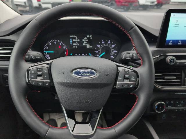 Certified 2022 Ford Escape SEL w/ SEL Stealth AWD Package image 12