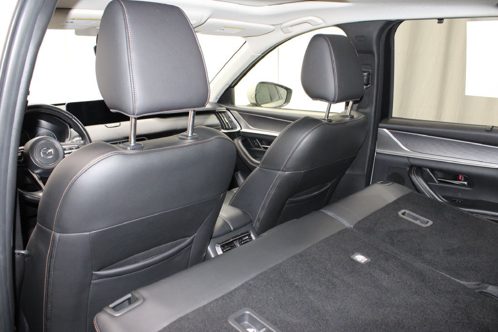 Used 2025 MAZDA CX-90 3.3 Turbo w/ Preferred Package AWD/4WD image 21