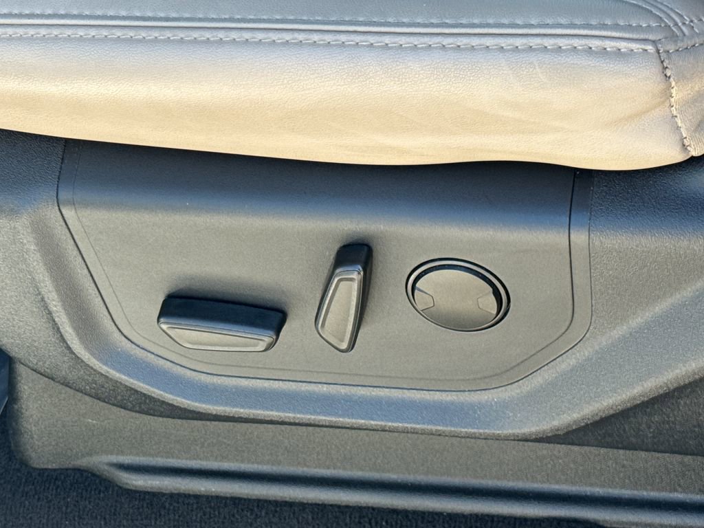 Certified 2024 Ford Expedition Max XLT image 26