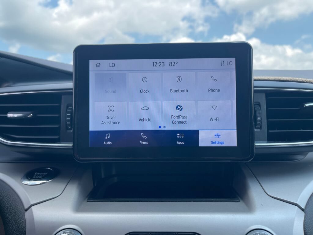 Certified 2023 Ford Explorer XLT w/ Equipment Group 202A AWD/4WD image 11