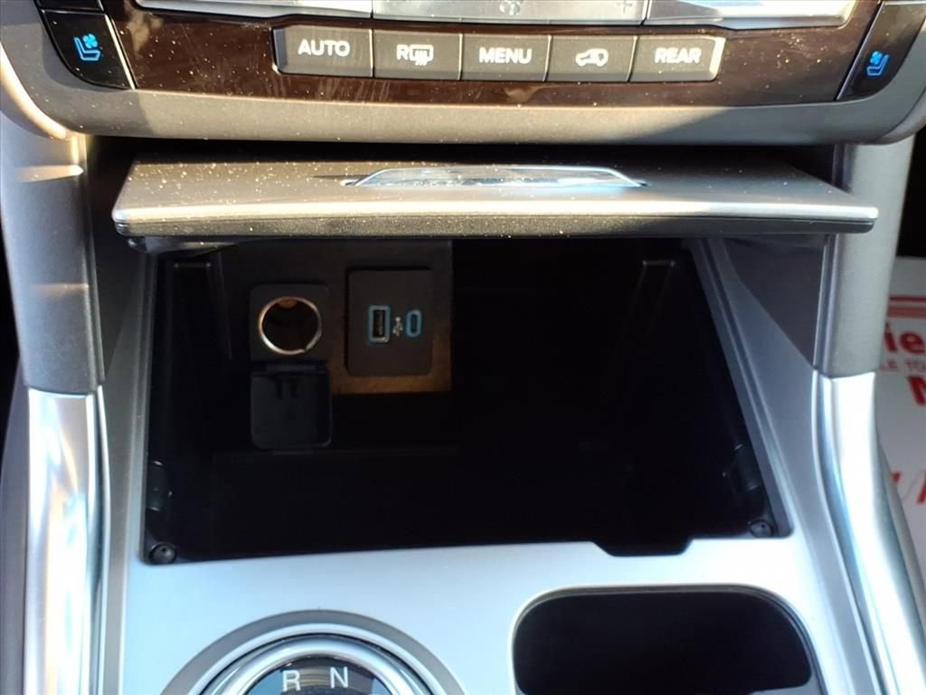 Certified 2020 Ford Explorer Platinum image 14