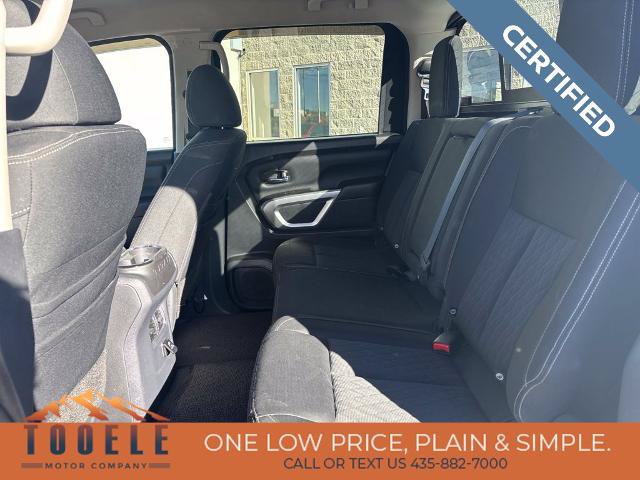 Used 2018 Nissan Titan SV w/ SV Convenience Package AWD/4WD image 25
