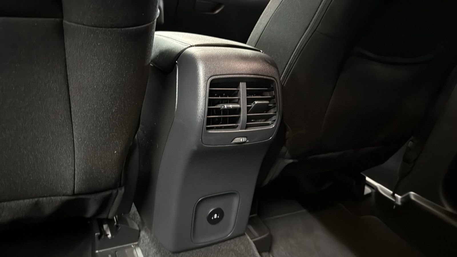 Certified 2025 Ford Escape Active image 28