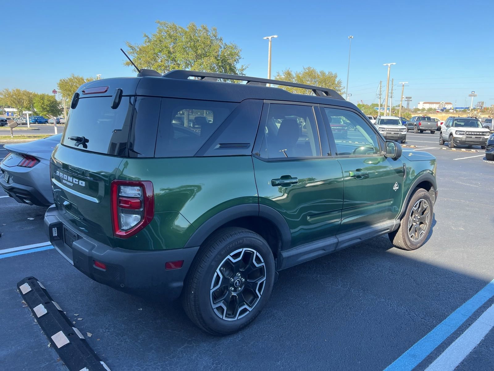 Certified 2025 Ford Bronco Sport Outer Banks w/ Outer Banks Tech Package+ image 8