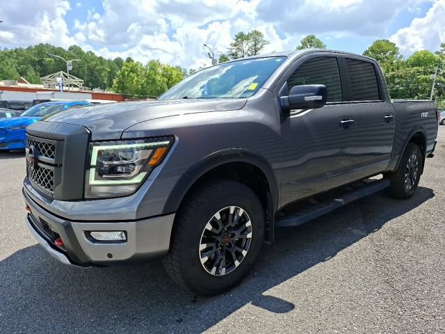 Used 2024 Nissan Titan PRO-4X w/ Pro-4x Convenience Package AWD/4WD image 7