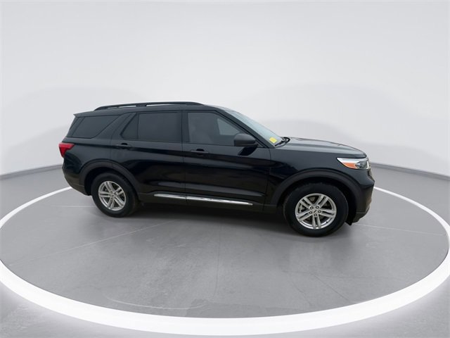 Certified 2024 Ford Explorer XLT w/ Equipment Group 202A image 4