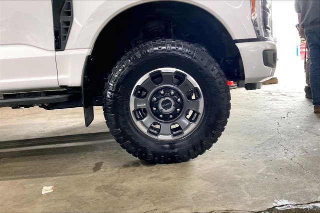 Certified 2023 Ford F250 Lariat w/ Lariat Ultimate Package AWD/4WD image 23