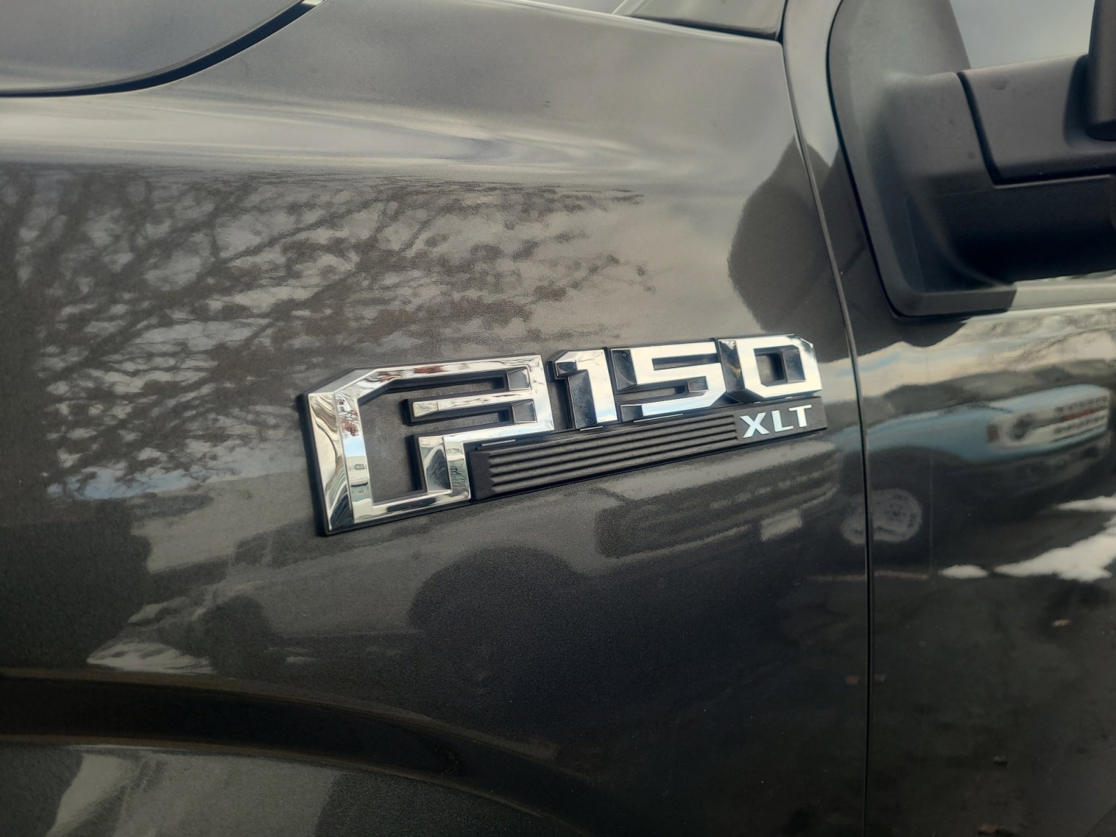 Certified 2019 Ford F150 XLT w/ Equipment Group 302A Luxury image 24