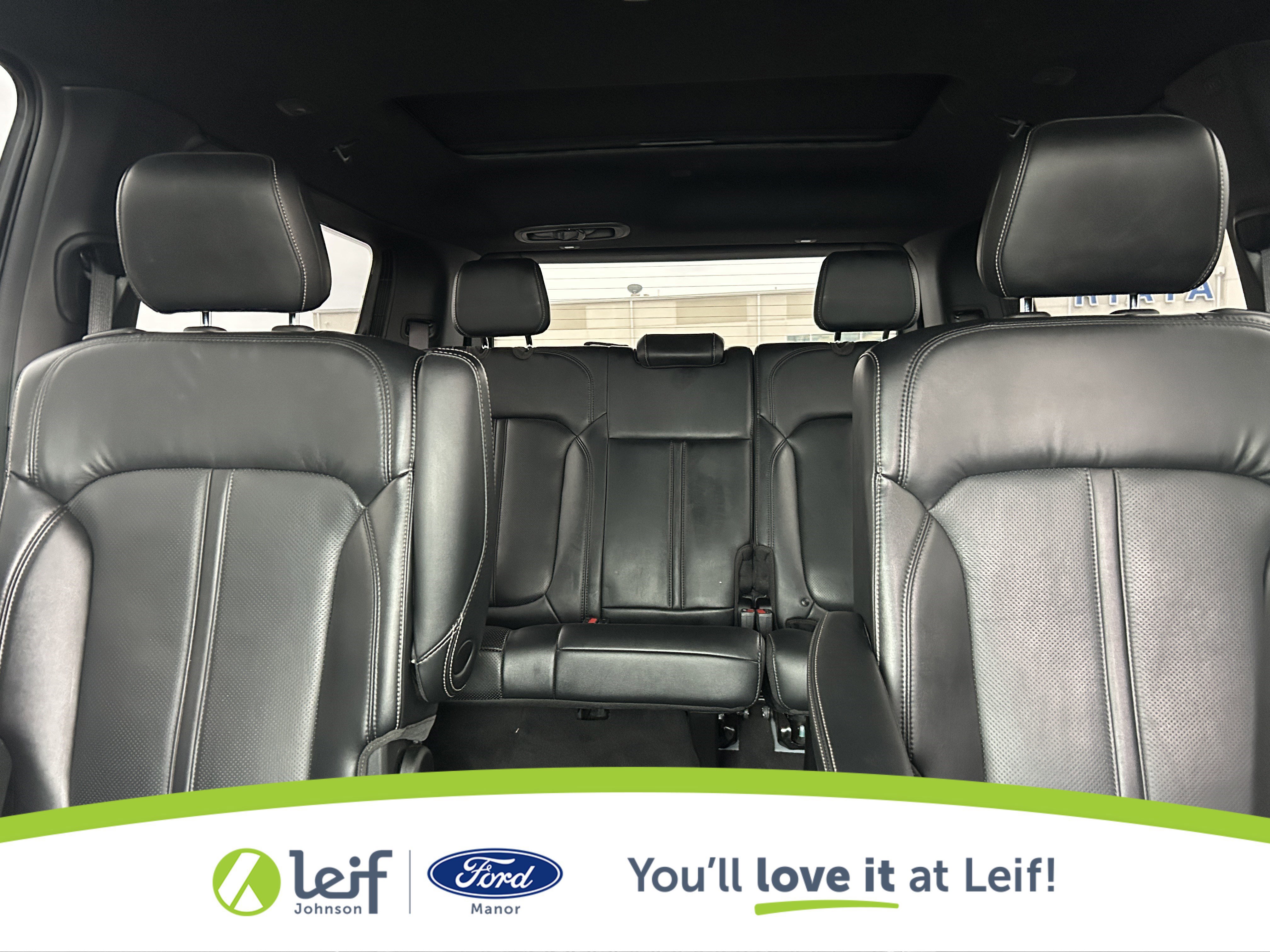 Used 2022 Jeep Wagoneer Series III w/ Premium Group I image 18