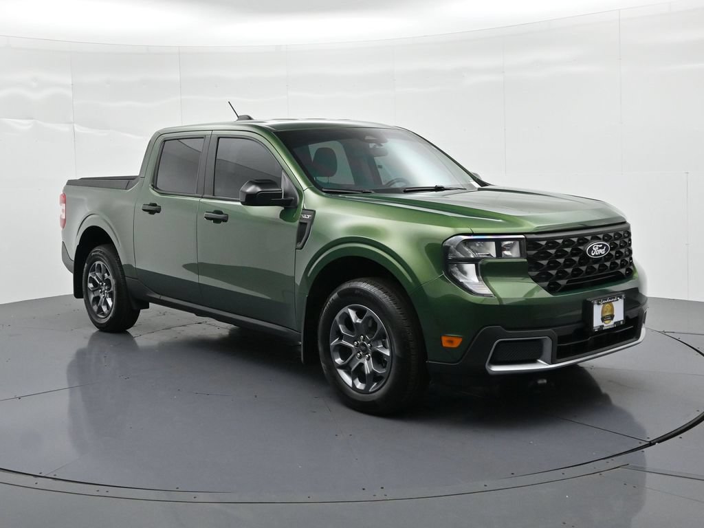 Certified 2025 Ford Maverick XLT w/ Equipment Group 301A AWD/4WD image 4