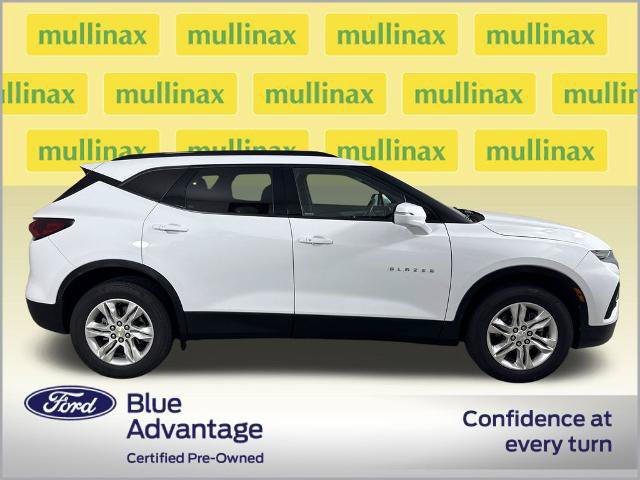 Used 2021 Chevrolet Blazer LT FWD image 2