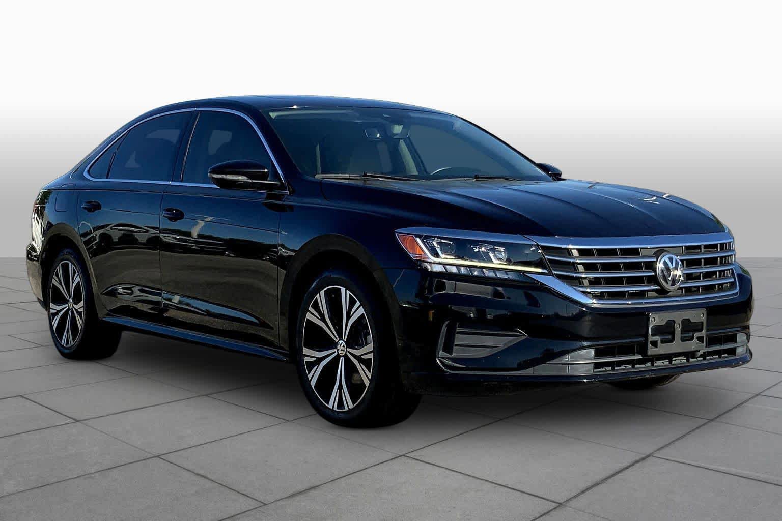 Used 2022 Volkswagen Passat 2.0T SE FWD image 5