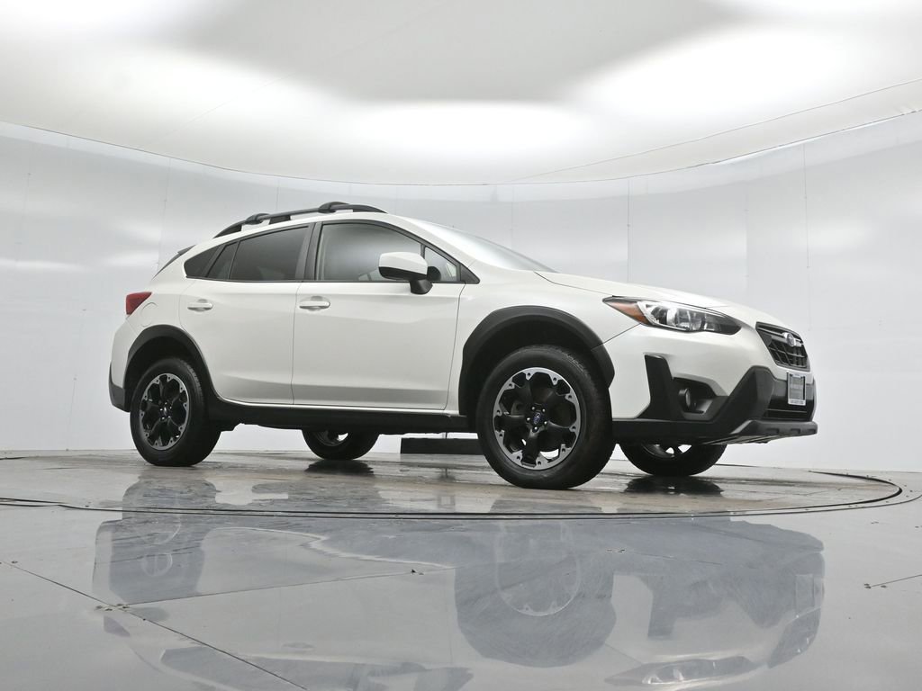 Used 2022 Subaru Crosstrek 2.0i Premium image 2
