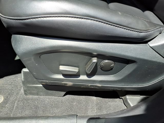 Certified 2022 Ford Explorer XLT w/ Equipment Group 202A AWD/4WD image 15
