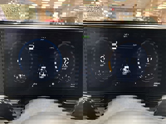 Used 2024 Hyundai Kona Limited image 7