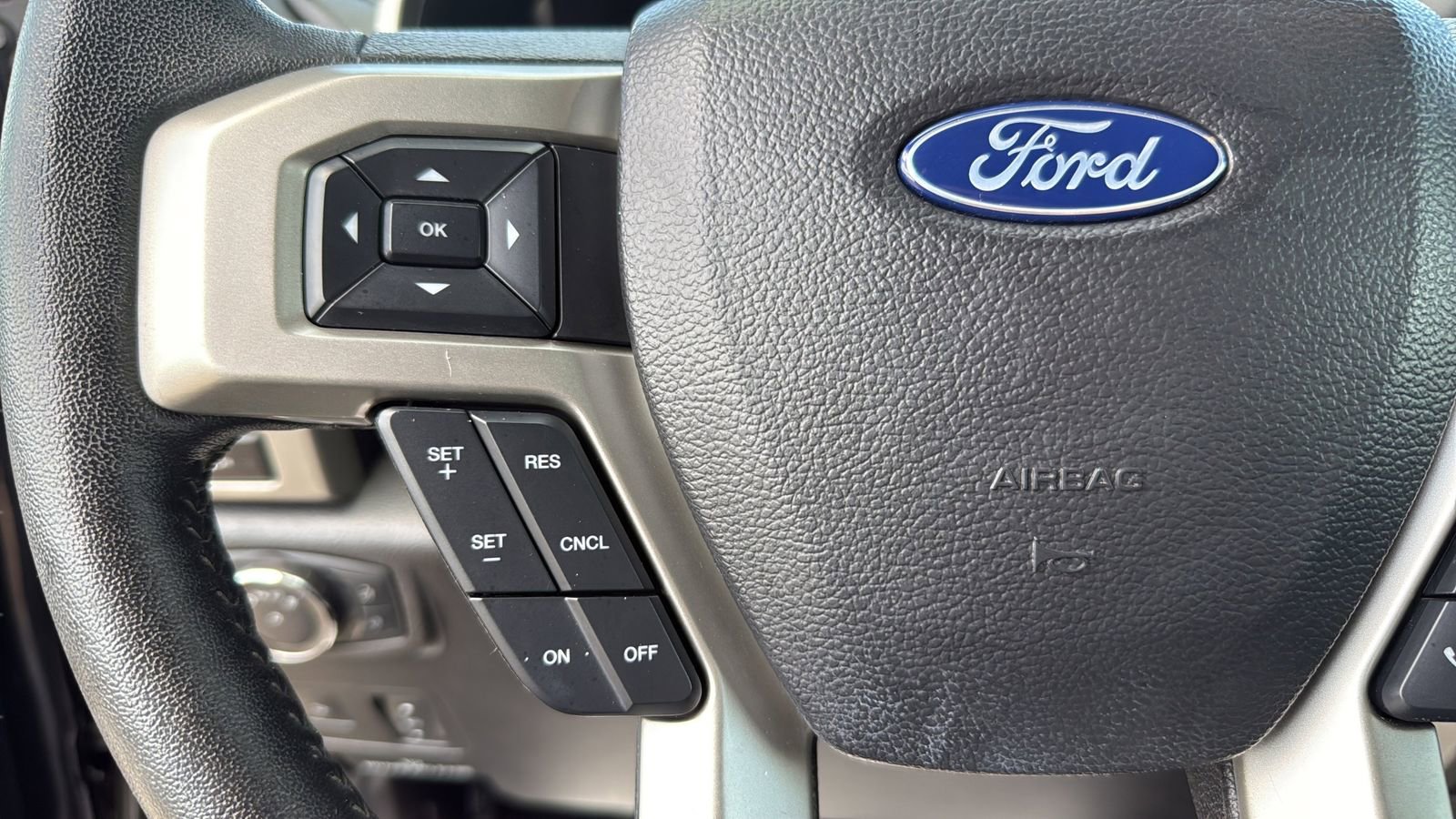 Certified 2020 Ford F250 Lariat AWD/4WD image 15