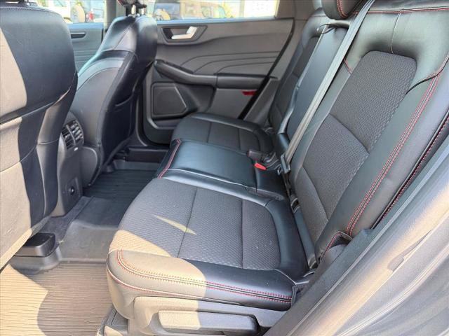Certified 2023 Ford Escape ST-Line Elite AWD/4WD image 13