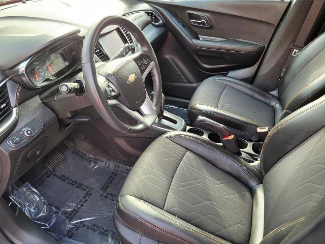 Used 2020 Chevrolet Trax LT w/ LT Convenience Package FWD image 14