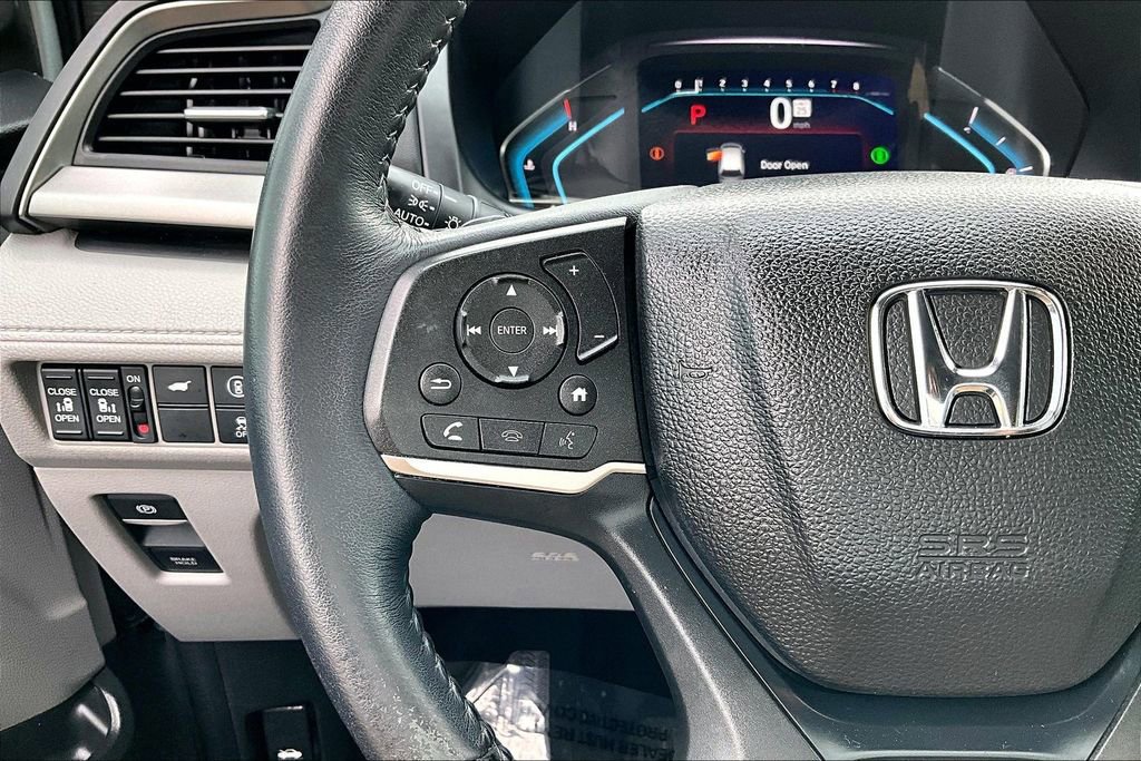 Used 2023 Honda Odyssey EX-L image 18