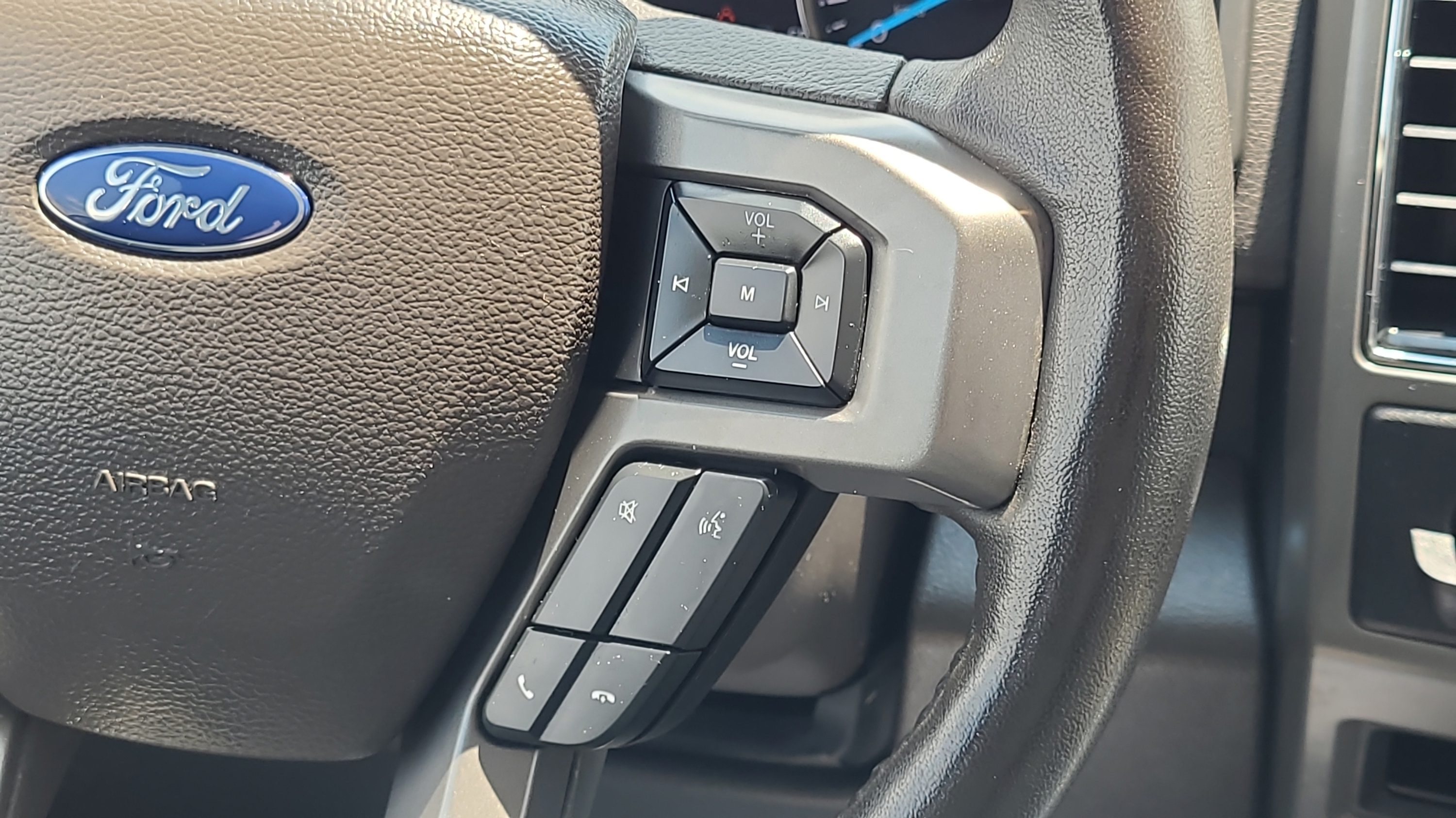 Certified 2021 Ford Expedition XLT AWD/4WD image 12