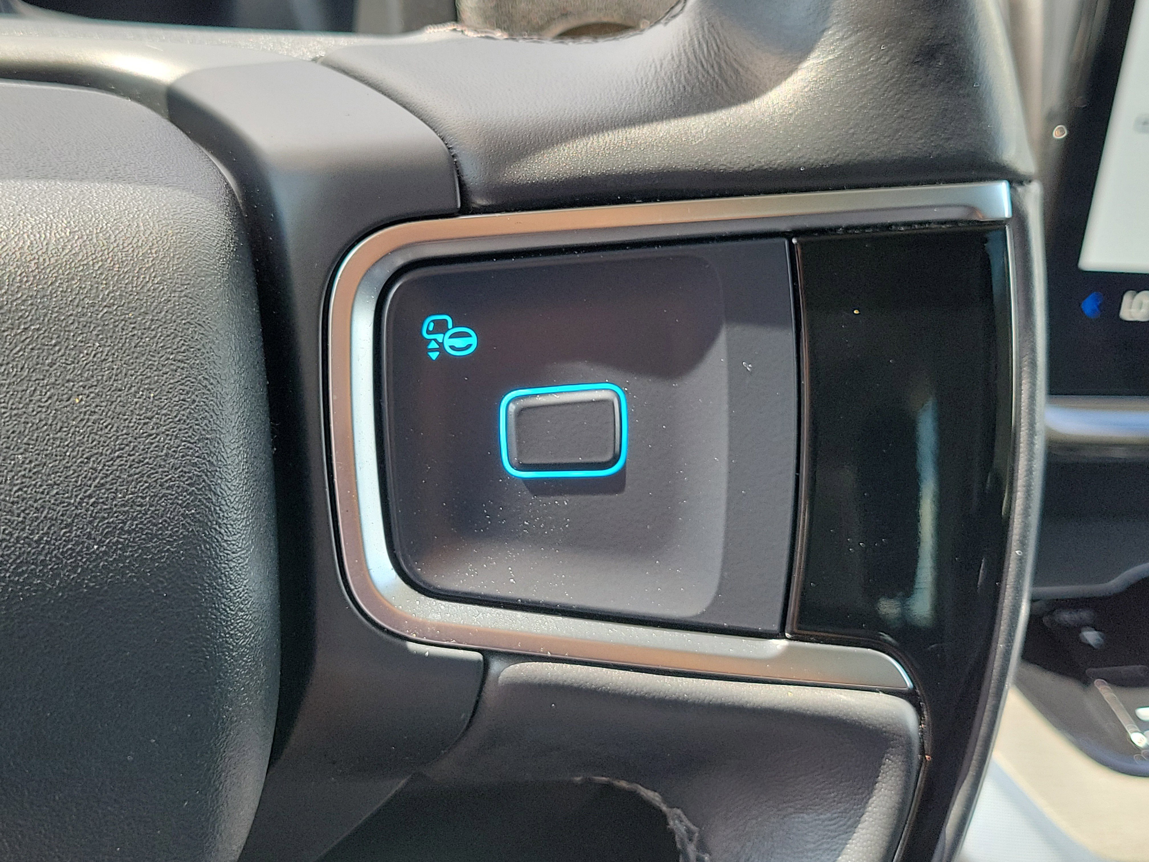 Certified 2025 Ford Expedition Platinum w/ Driver's Package AWD/4WD image 25