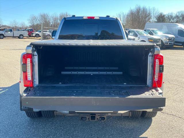 Certified 2023 Ford F350 Lariat w/ Chrome Package image 6