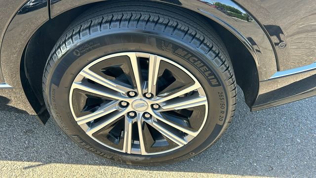 Used 2025 Cadillac Lyriq Luxury RWD image 6