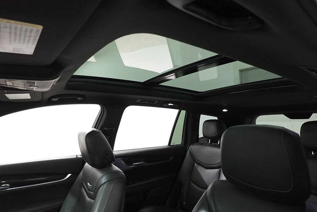 Used 2020 Cadillac XT6 Premium Luxury image 13