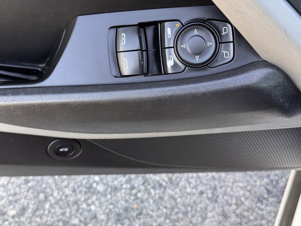 Used 2020 Chevrolet Camaro LT image 16