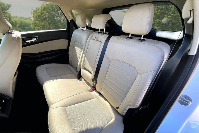 Certified 2019 Ford Edge SE FWD image 25