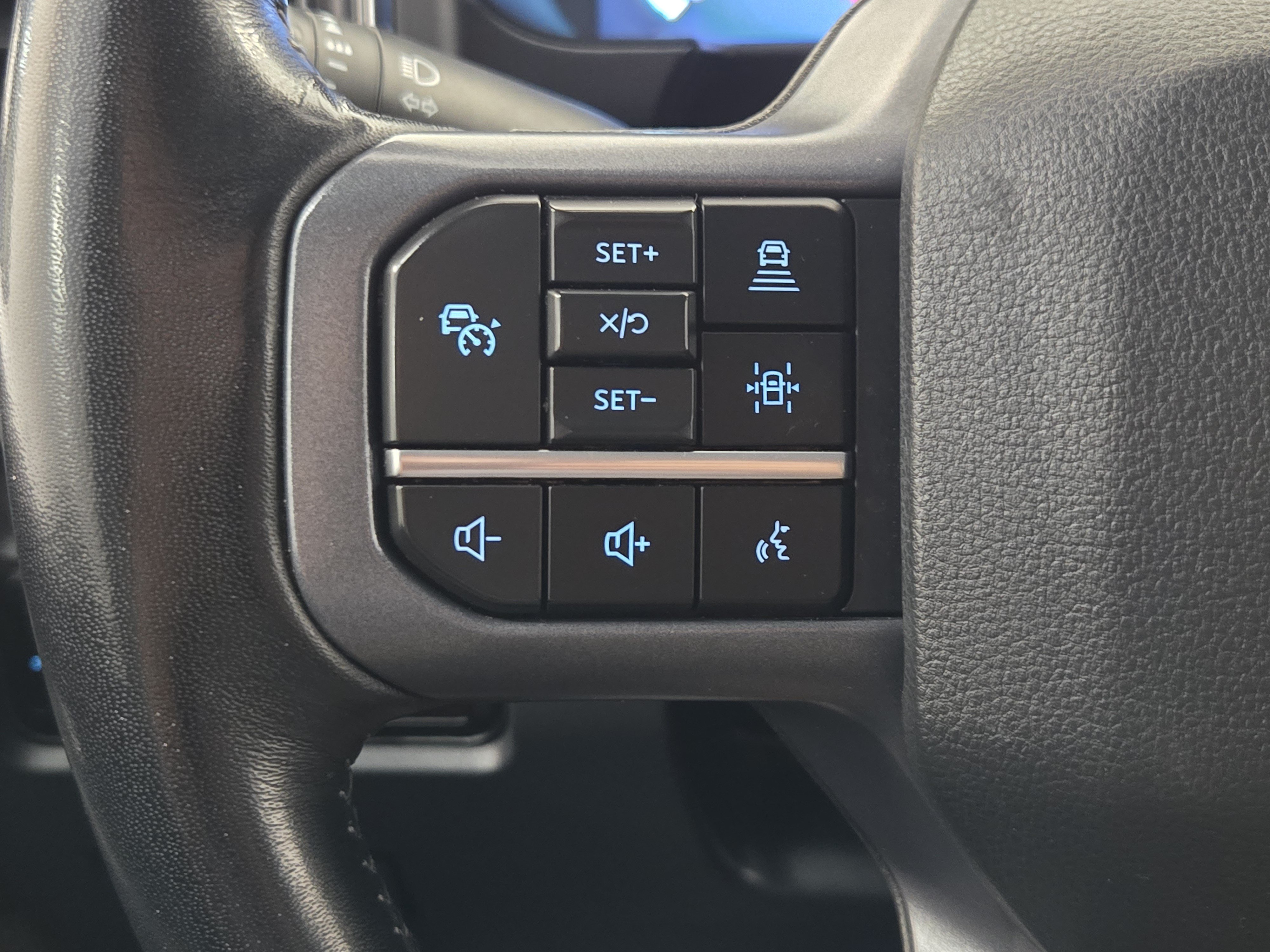 Certified 2023 Ford F250 Lariat w/ Lariat Ultimate Package AWD/4WD image 27