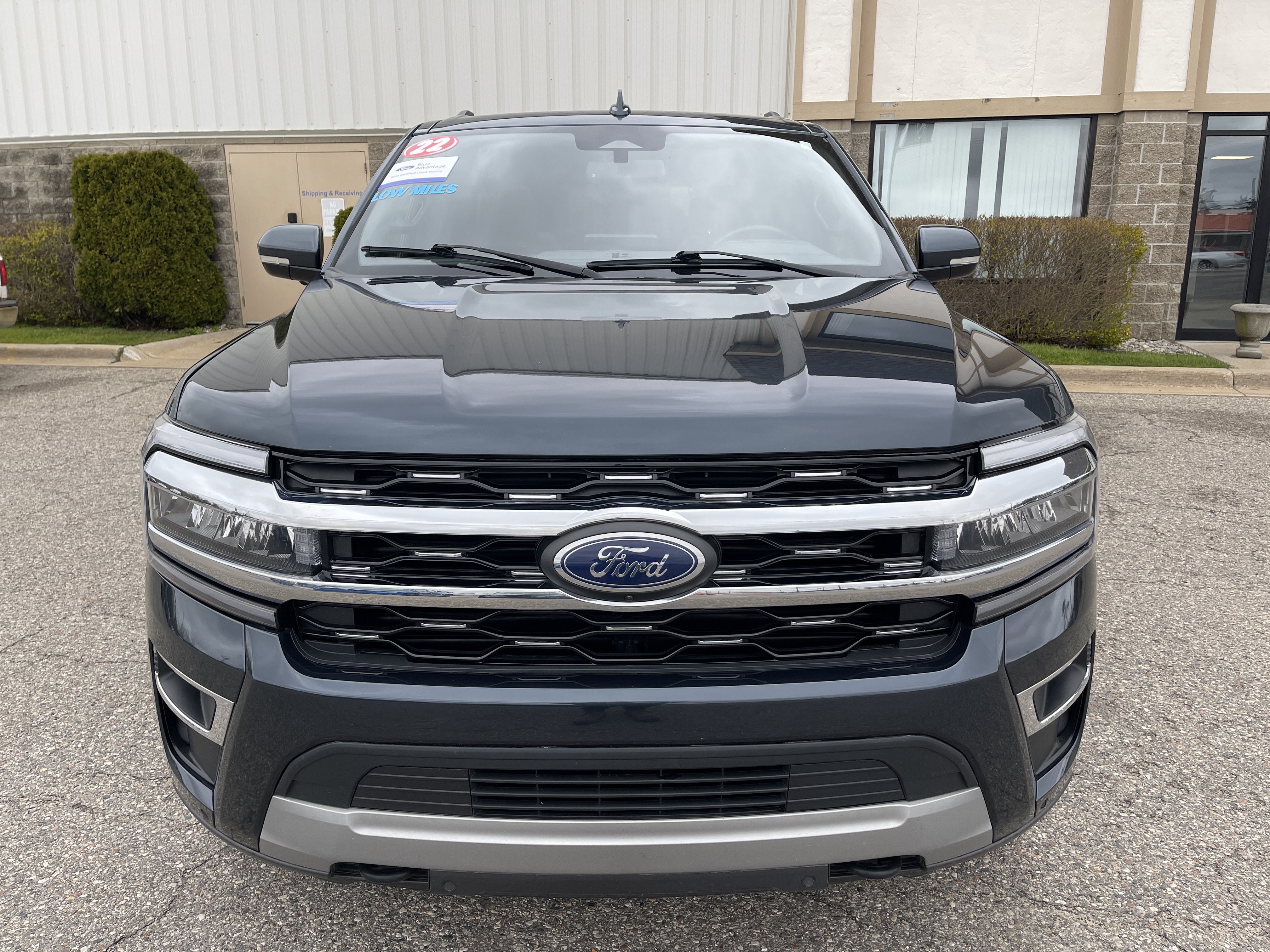Certified 2022 Ford Expedition Max Limited AWD/4WD image 8