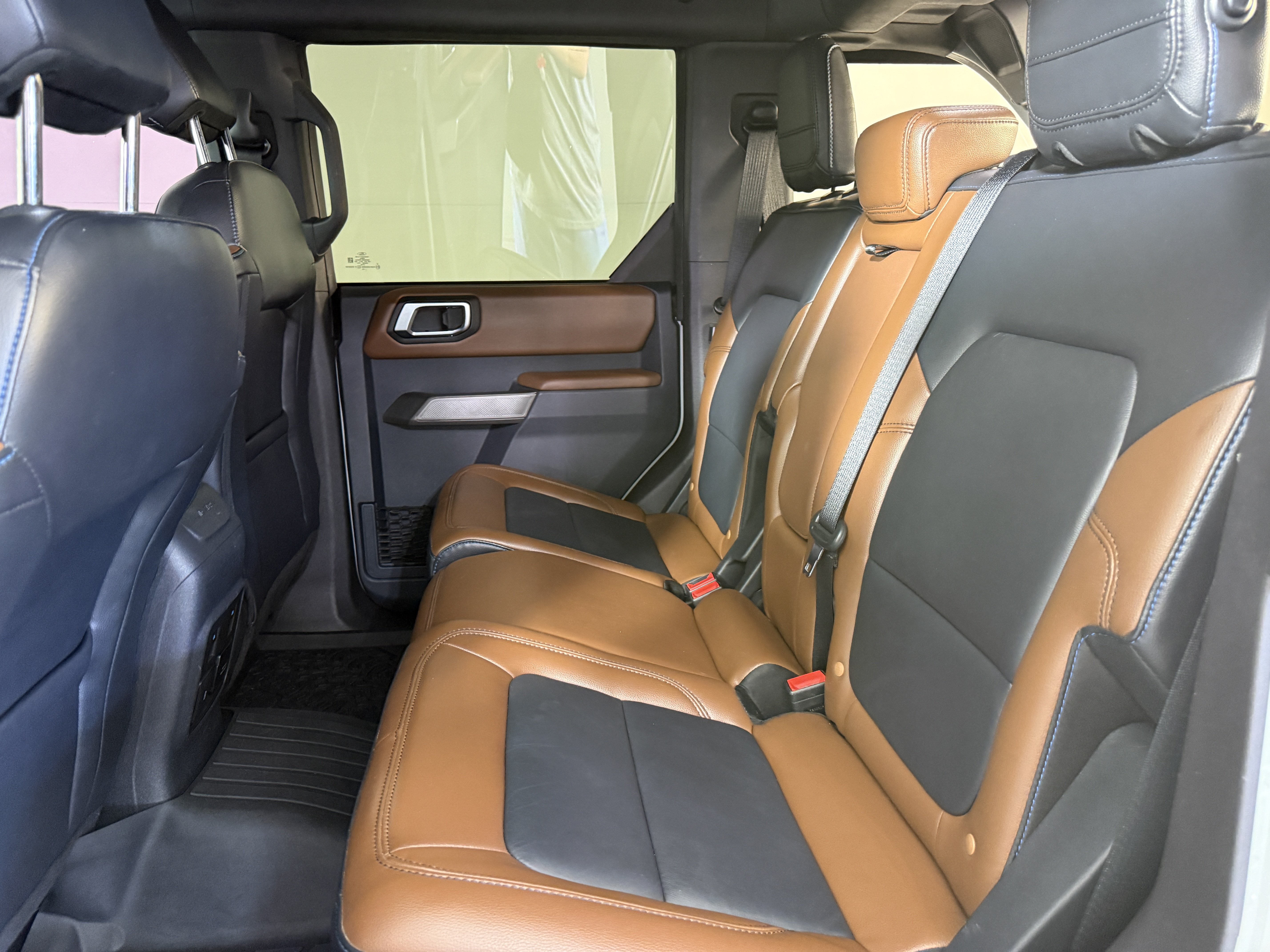 Certified 2023 Ford Bronco Outer Banks AWD/4WD image 13