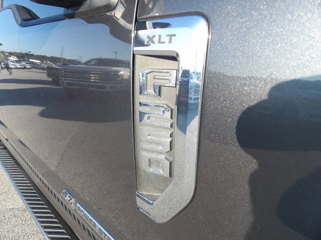 Certified 2017 Ford F250 XLT w/ XLT Value Package AWD/4WD image 13