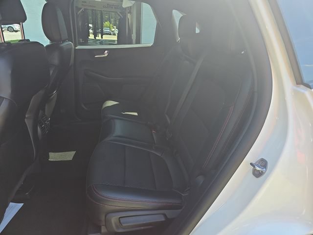 Certified 2025 Ford Escape ST-Line Select AWD/4WD image 14