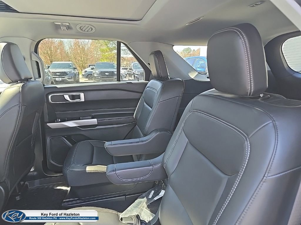 Certified 2023 Ford Explorer XLT w/ Equipment Group 202A AWD/4WD image 52