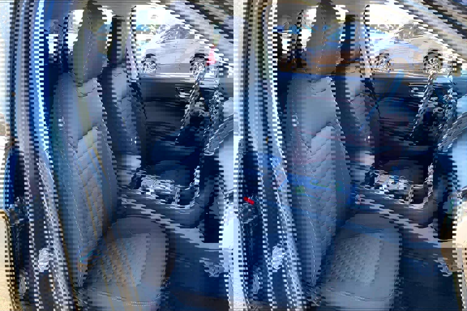 Certified 2024 Ford Edge SE w/ Black Appearance Package image 11