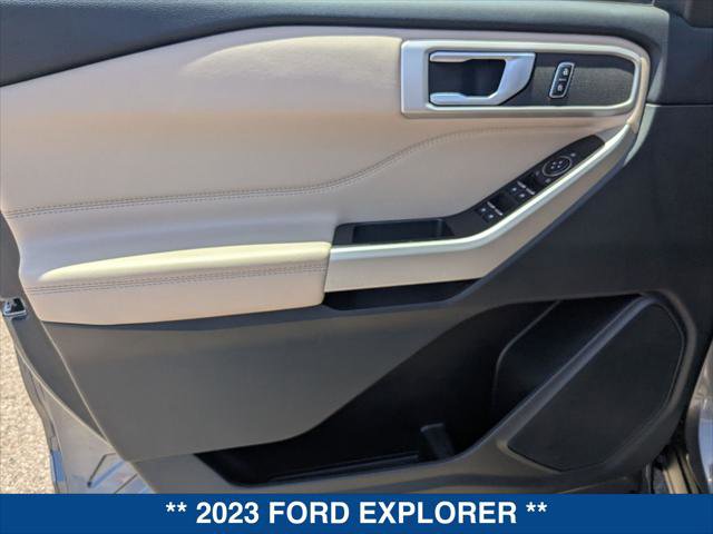 Certified 2023 Ford Explorer XLT RWD image 10