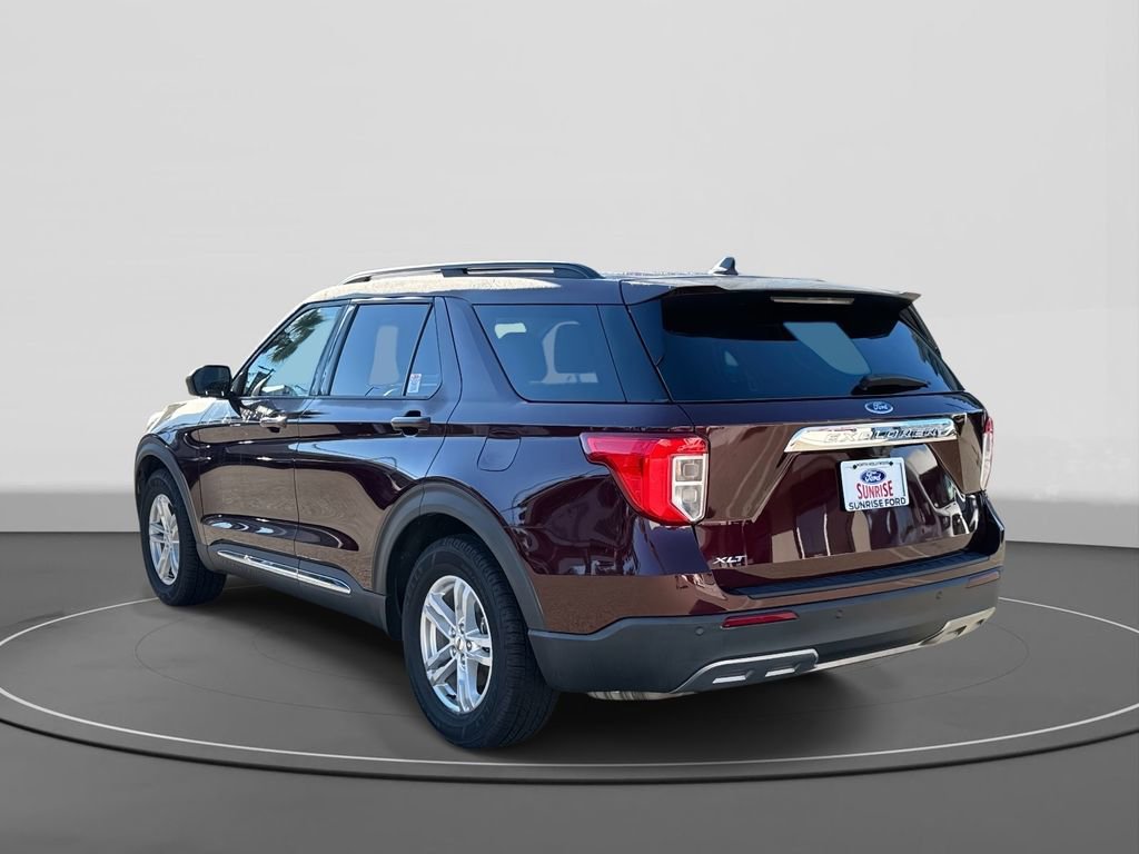 Certified 2022 Ford Explorer XLT w/ Equipment Group 202A image 2
