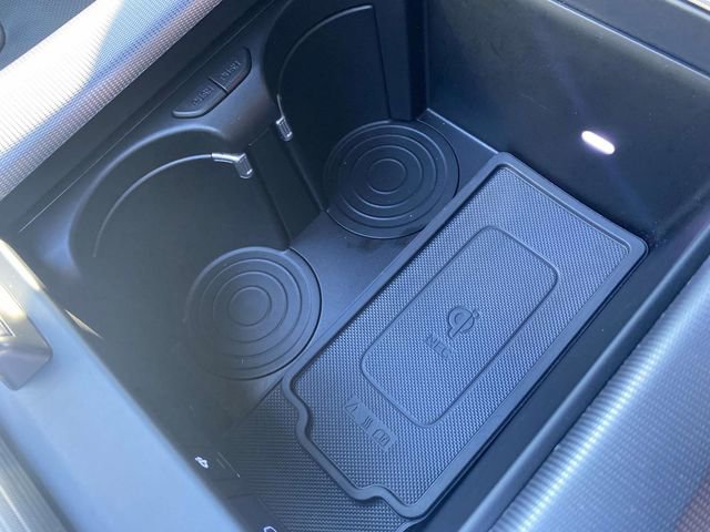 Used 2024 Hyundai Palisade Calligraphy image 35