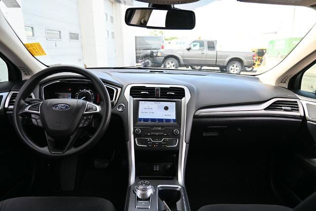 Certified 2020 Ford Fusion SE FWD image 26