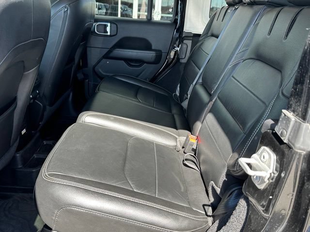Used 2021 Jeep Wrangler Unlimited Sahara w/ Cold Weather Group AWD/4WD image 9