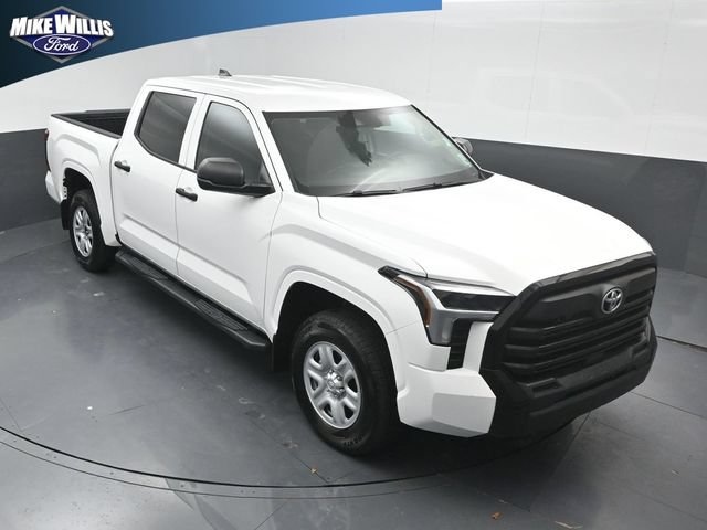 Used 2024 Toyota Tundra SR w/ SR Tow Package AWD/4WD image 9