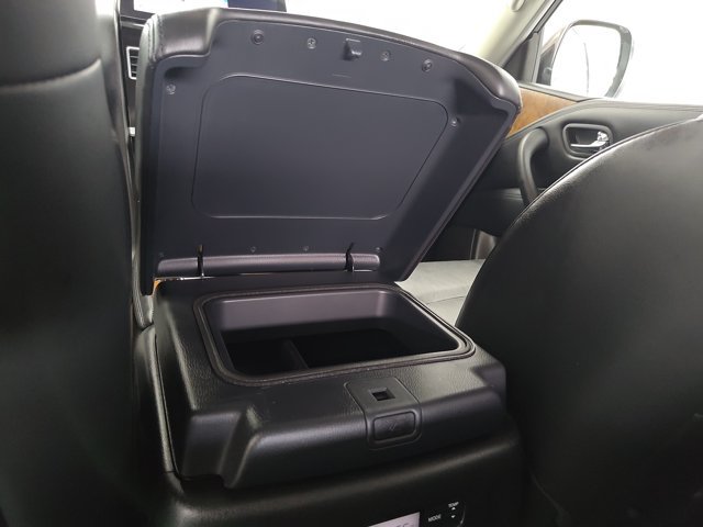 Used 2024 Nissan Armada SL w/ Captain's Chairs Package AWD/4WD image 39
