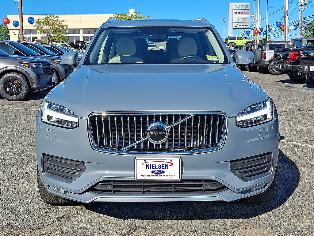 Used 2022 Volvo XC90 T6 Momentum w/ Climate Package AWD/4WD image 35