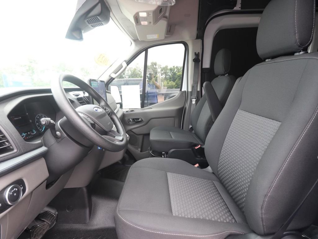 Certified 2023 Ford E-Transit 148 High Roof Extended w/ Interior Upgrade Package RWD image 2