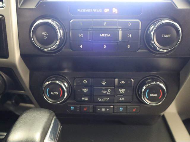 Certified 2019 Ford F150 Lariat image 35